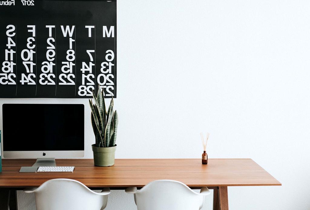 Organizing files into folders on desktop